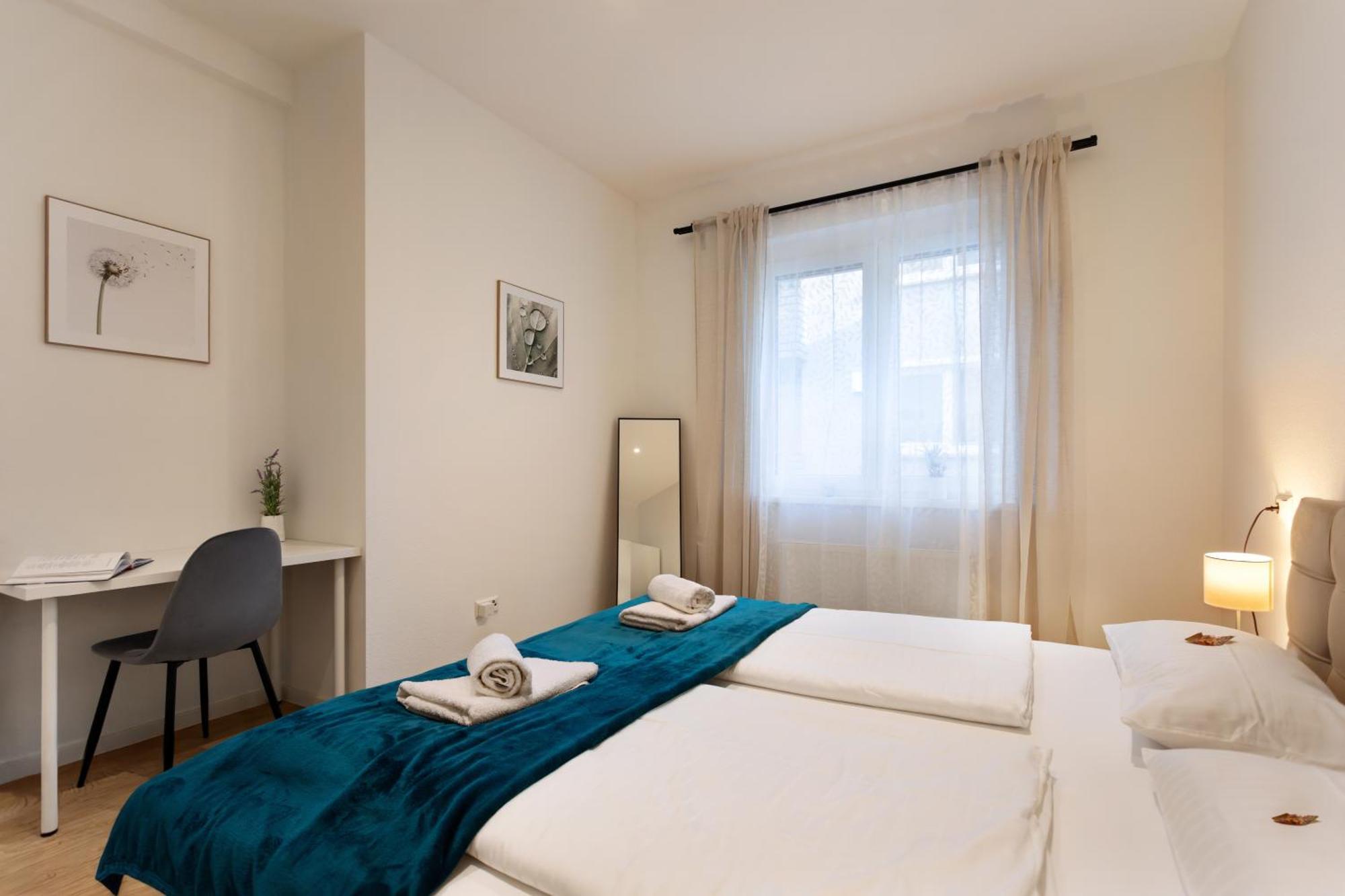 Rosenberg-Suites - Zentral, Stellplatz, Grosse Terasse, Business & Privat 海尔布隆 外观 照片