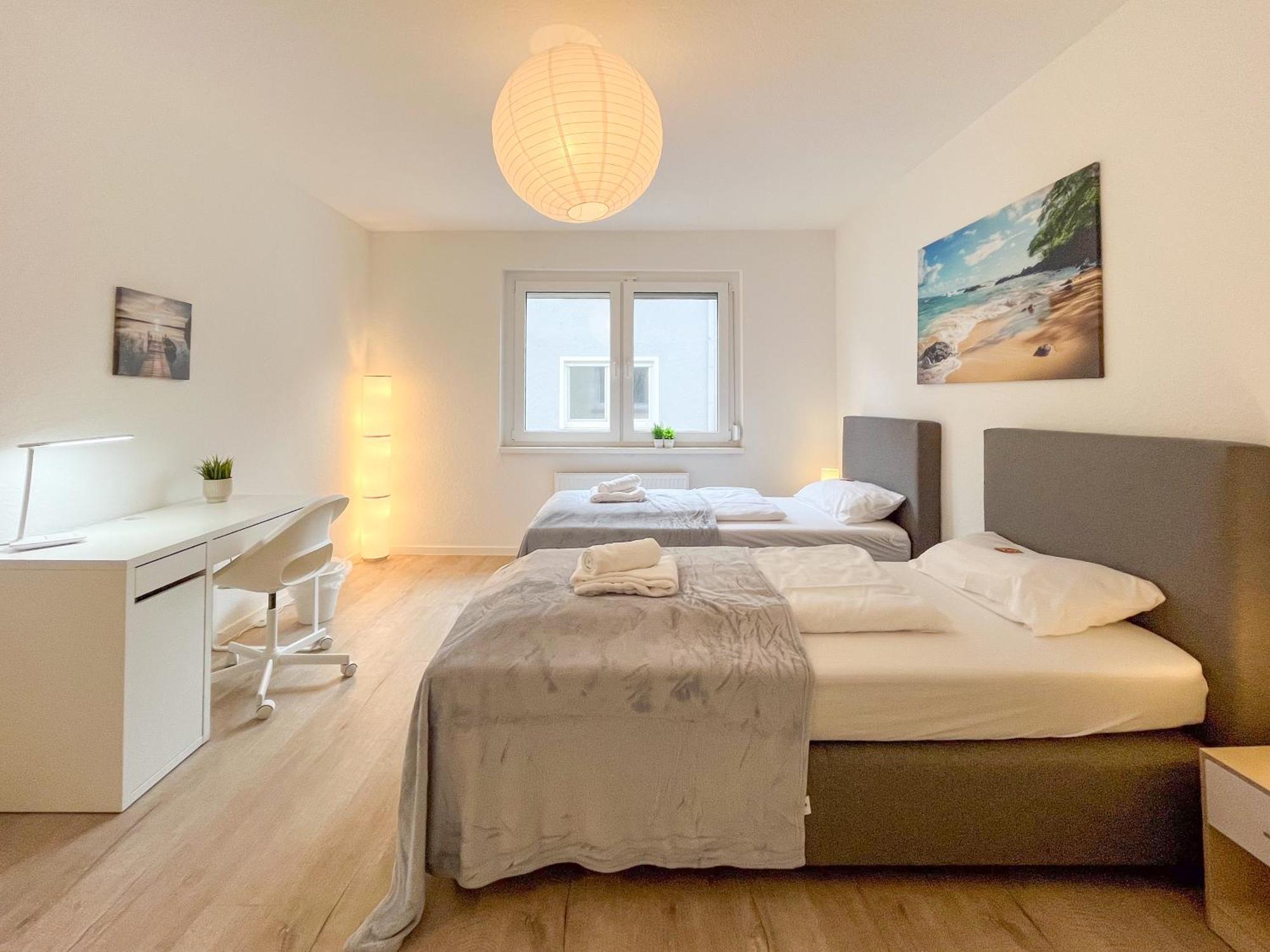 Rosenberg-Suites - Zentral, Stellplatz, Grosse Terasse, Business & Privat 海尔布隆 外观 照片