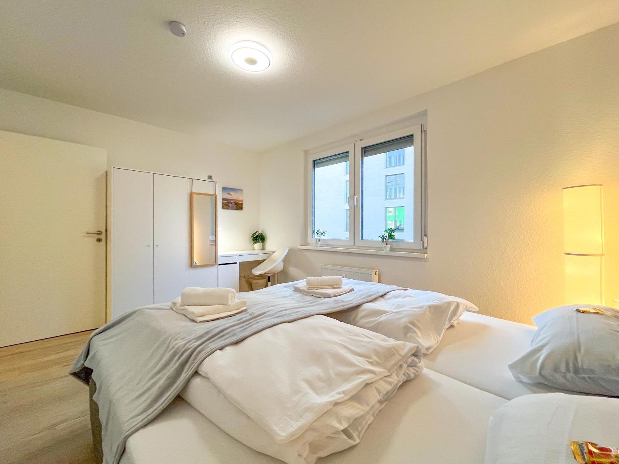 Rosenberg-Suites - Zentral, Stellplatz, Grosse Terasse, Business & Privat 海尔布隆 外观 照片