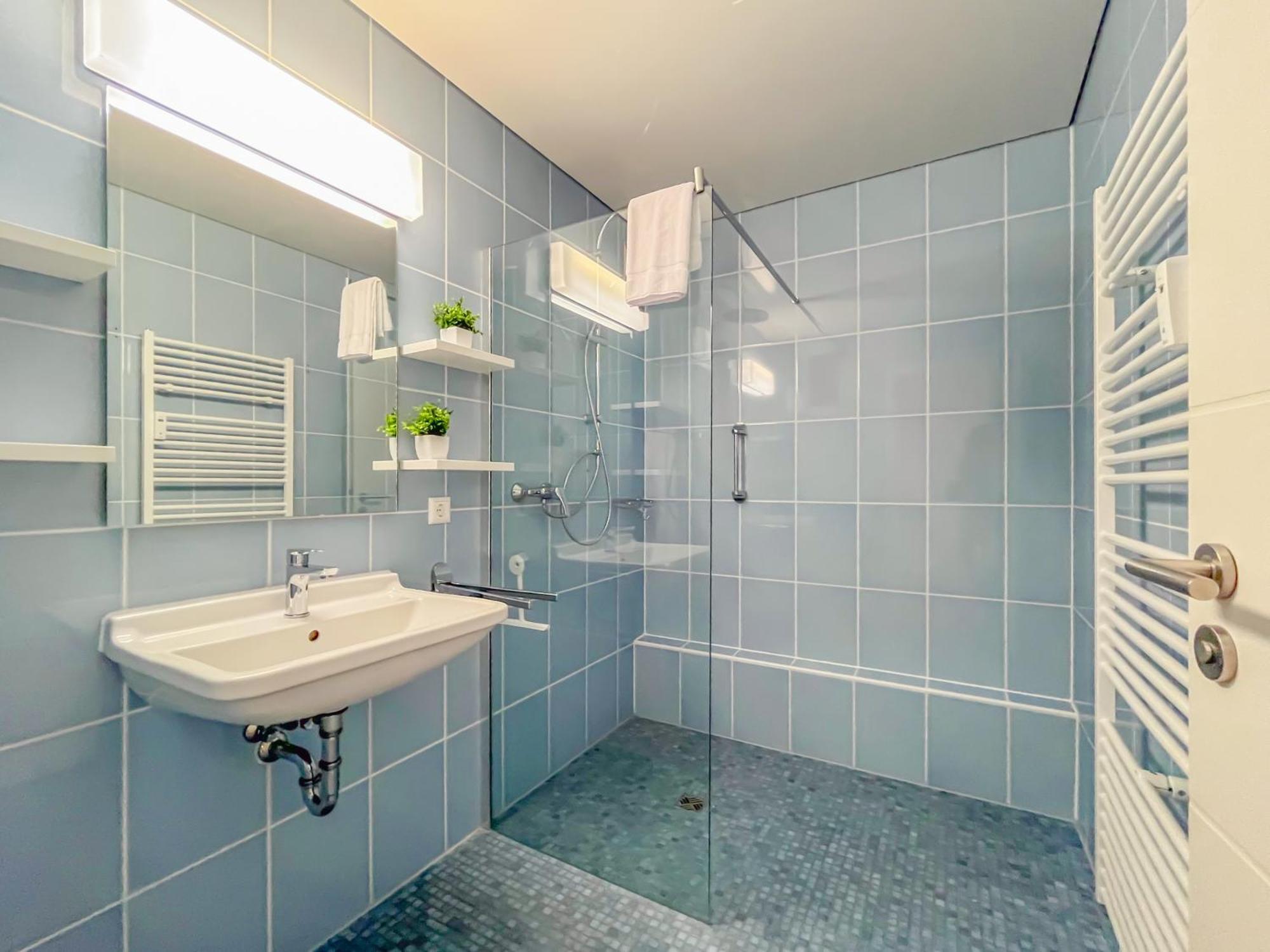 Rosenberg-Suites - Zentral, Stellplatz, Grosse Terasse, Business & Privat 海尔布隆 外观 照片
