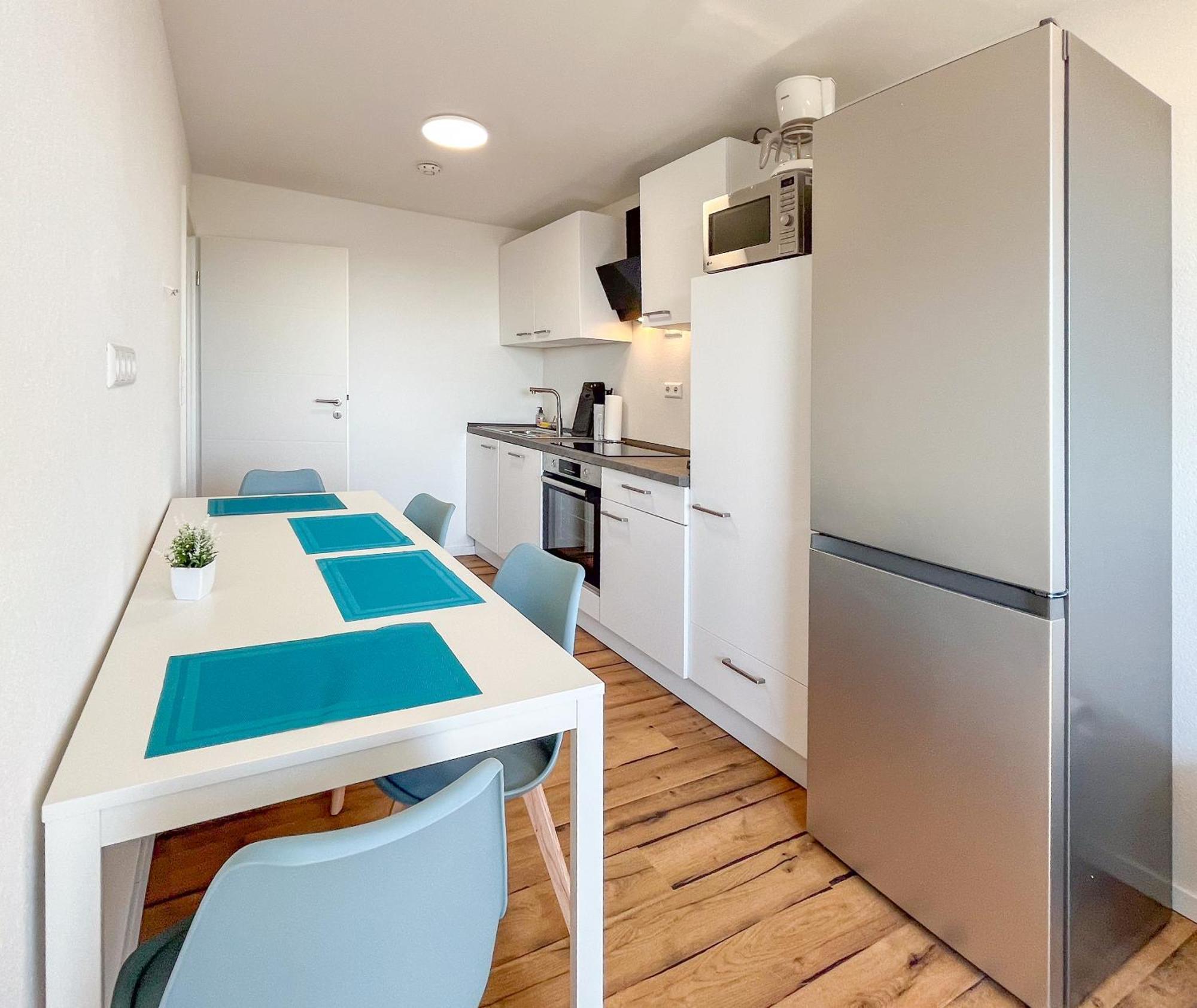 Rosenberg-Suites - Zentral, Stellplatz, Grosse Terasse, Business & Privat 海尔布隆 外观 照片